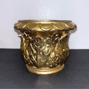 Vintage CBK LTD Gold Resin Pot Cache Pot